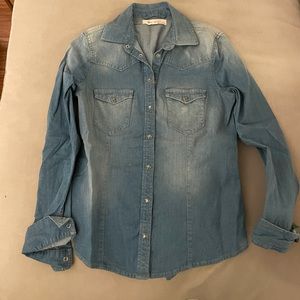 Denim stretch button down shirt